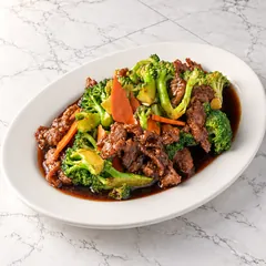 Beef broccoli with carrots in brown sauce