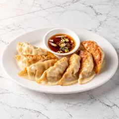 Pot stickers with soy dipping sauce